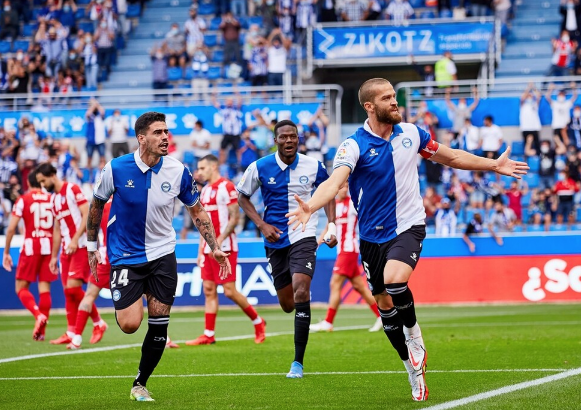 包含塞内加尔完胜罗马，苏亚雷斯高光表现的词条