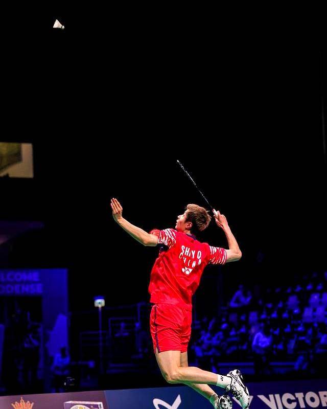 泰国队鏖战法国队,石宇奇统治全场 泰国队鏖战法国队,石宇奇统治全场