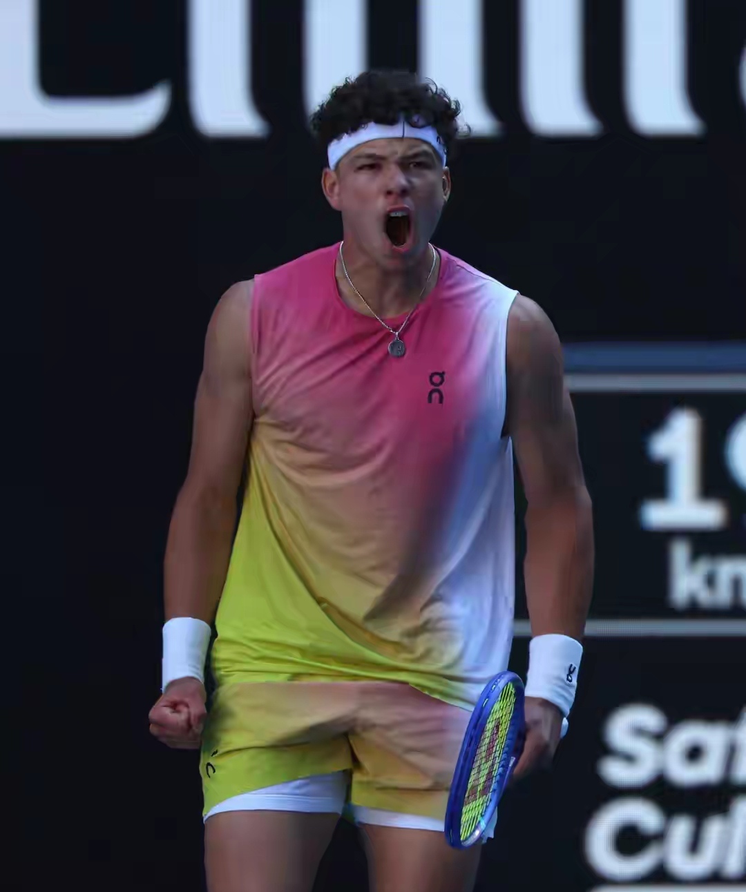 澳网险胜联合杯，兹维列夫扛起全队