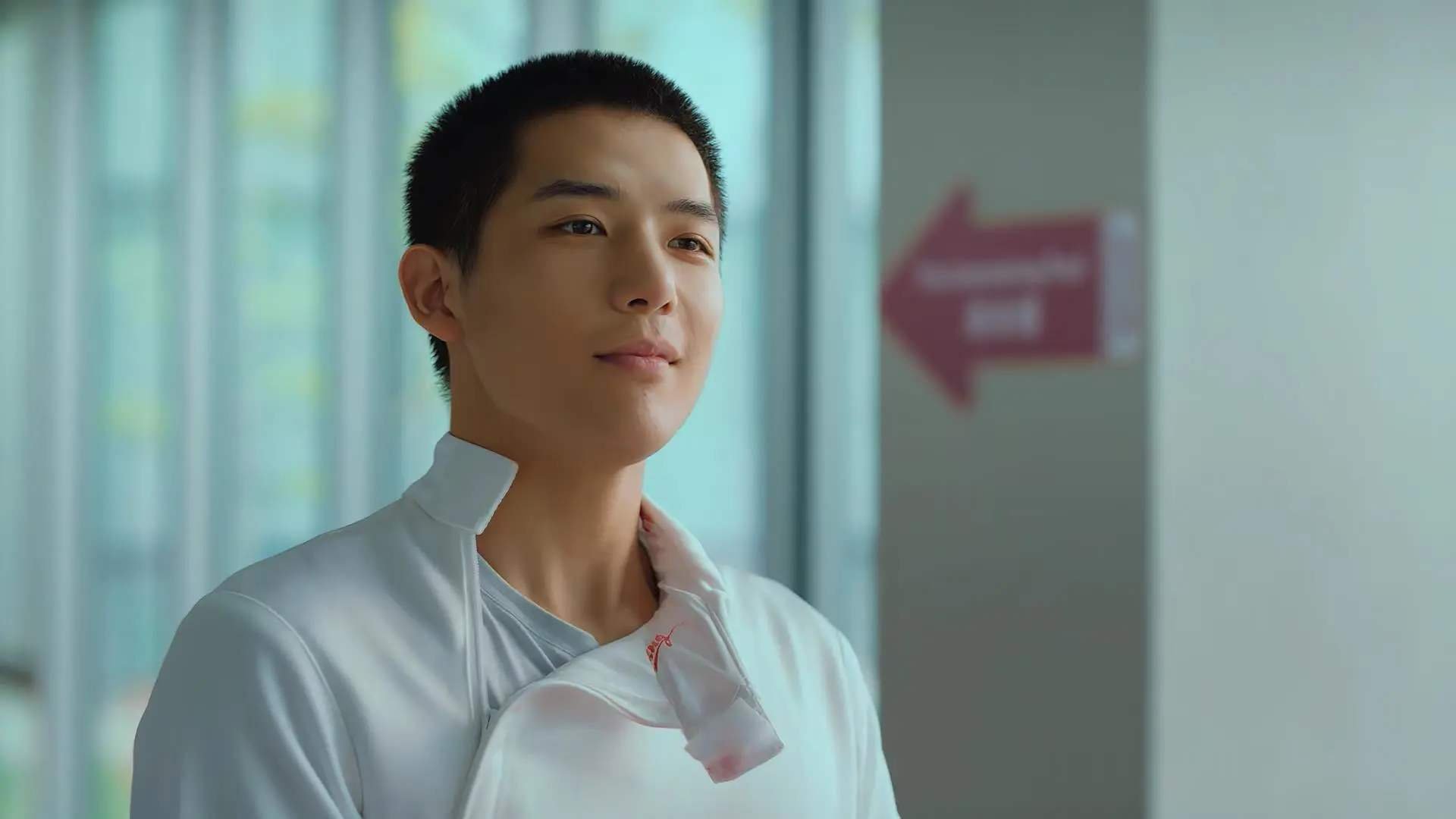 足球的黑夜与星辰，几内亚火力压制荷兰，奥利维耶成为关键先生